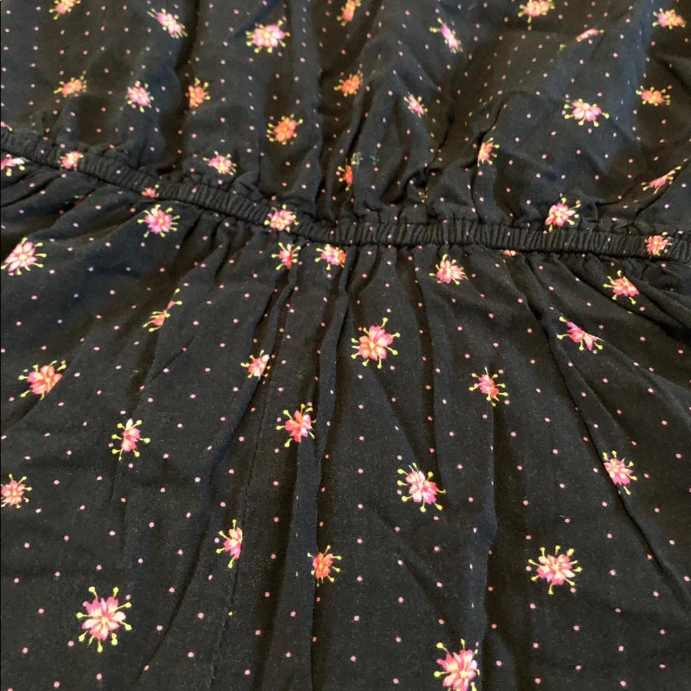 Romper - Picture 2 of 3